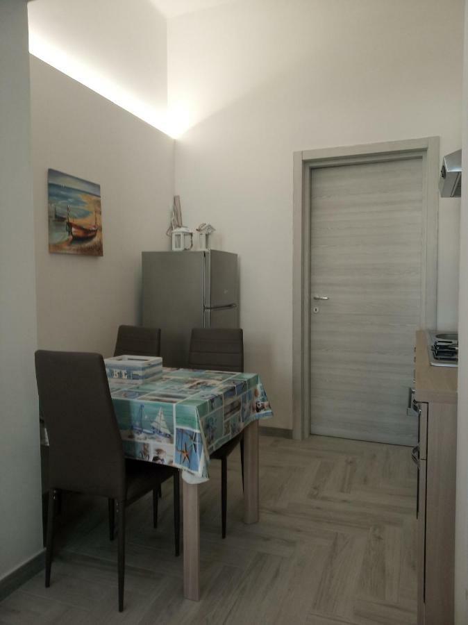 Acquazzurra affittacamere Torre Lapillo Esterno foto