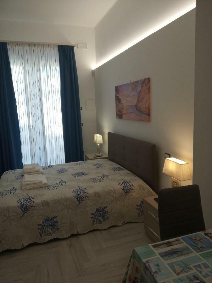 Acquazzurra affittacamere Torre Lapillo Esterno foto